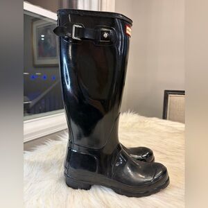 Hunter Tall Black Glossy Classic waterproof boots- Size 7